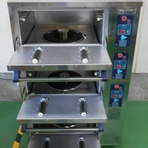 ガス式立体炊飯機